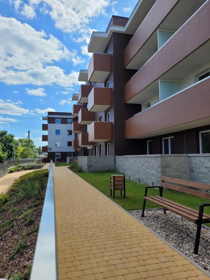 Fresh Great Location Apartment *